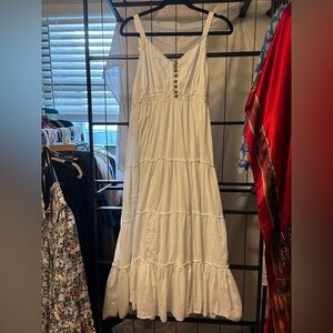 😍Vasna Desire White Maxi Dress size XL